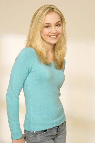 Эмбер Маршалл