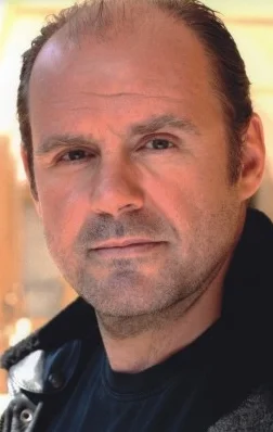 Август Шмёльцер